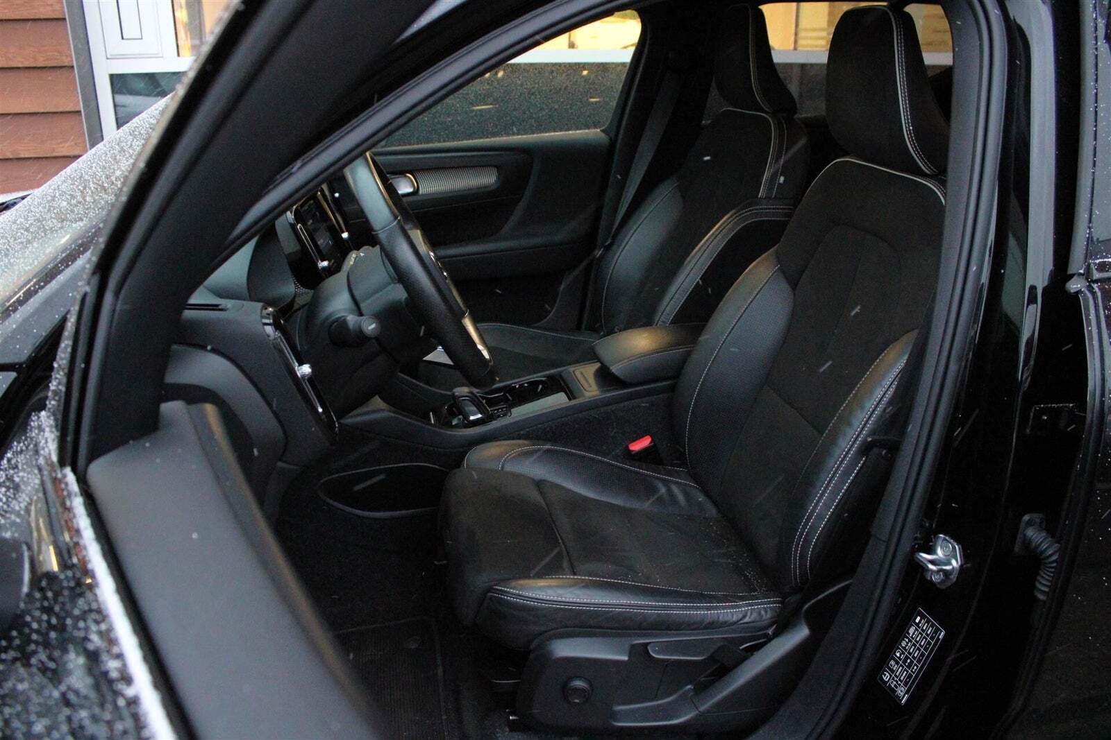 Volvo XC40 P8 ReCharge Twin R-Design