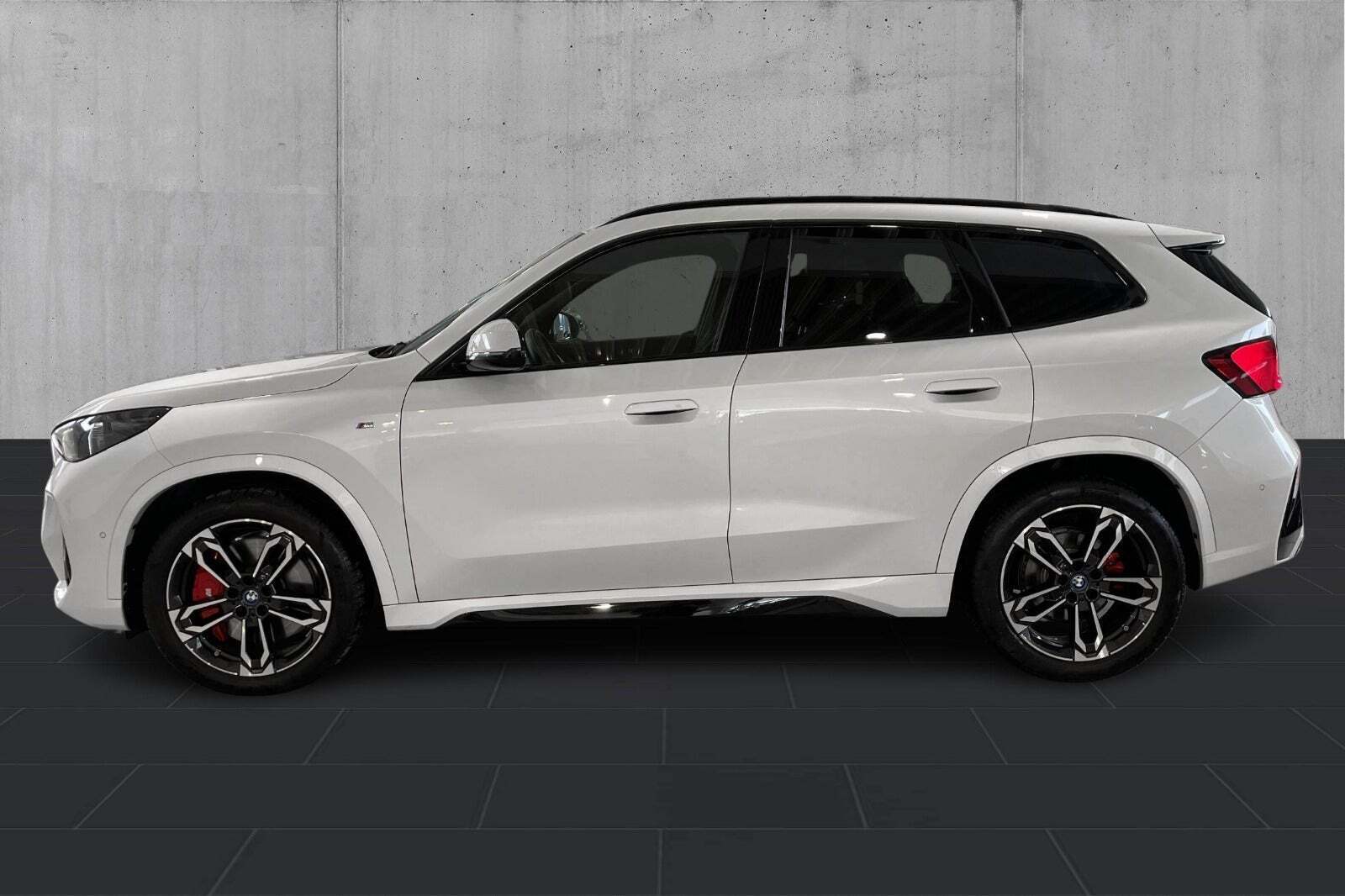 BMW iX1 eDrive20 M-Sport Pro