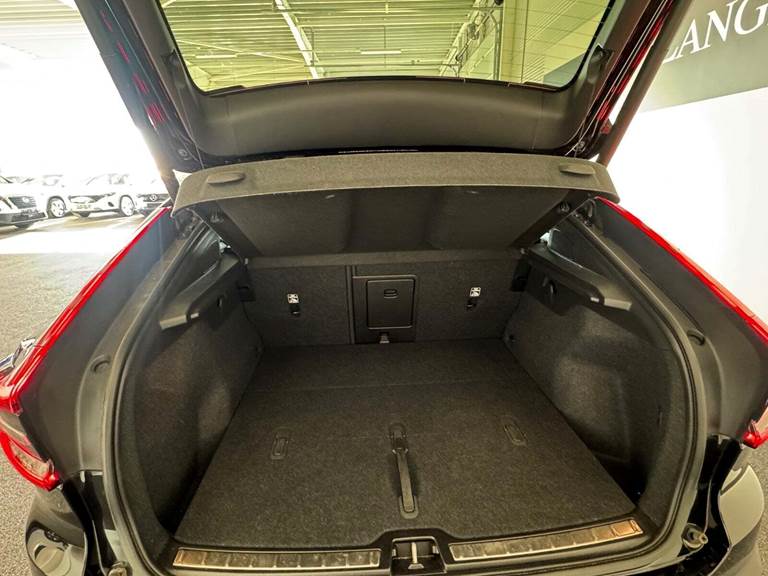 Volvo C40 P8 ReCharge Twin Plus