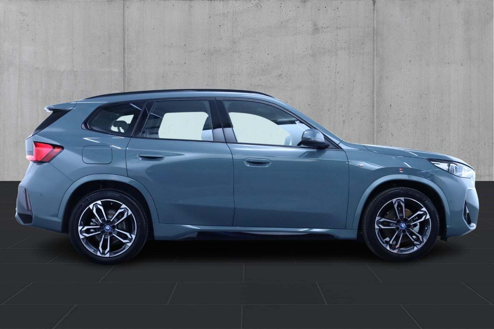 BMW iX1 eDrive20 M-Sport