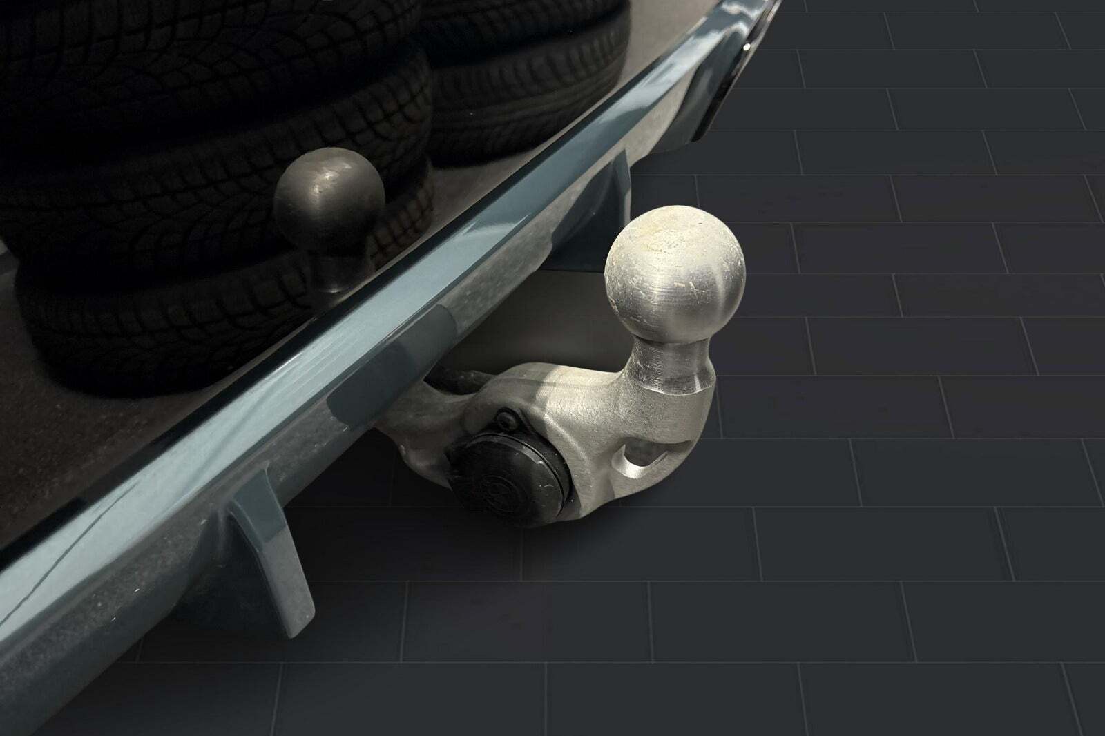 Grøn BMW iX1 fra 2025