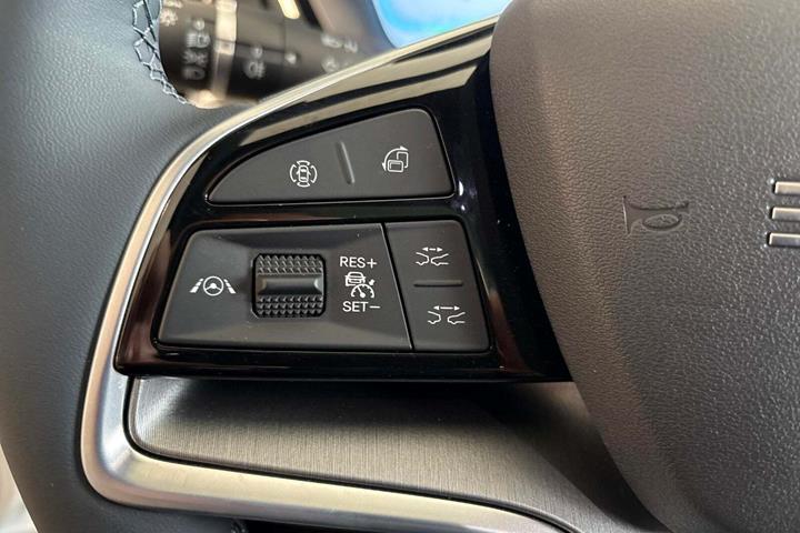 Hvid BYD Seal U fra 2024