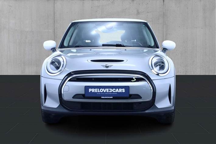 Sølv Mini Cooper SE fra 2023