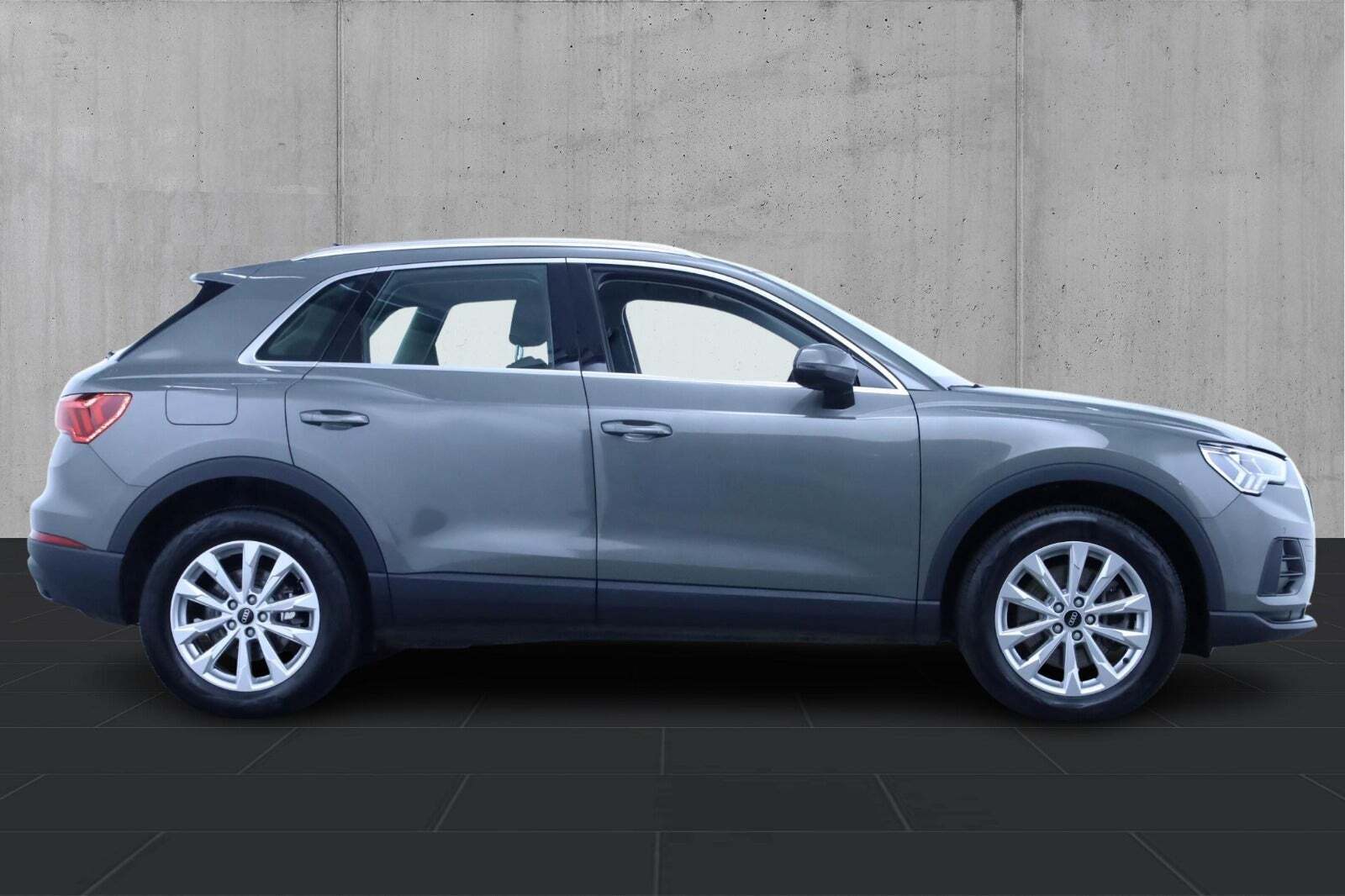 Audi Q3 45 TFSi e Attitude plus S-tr.