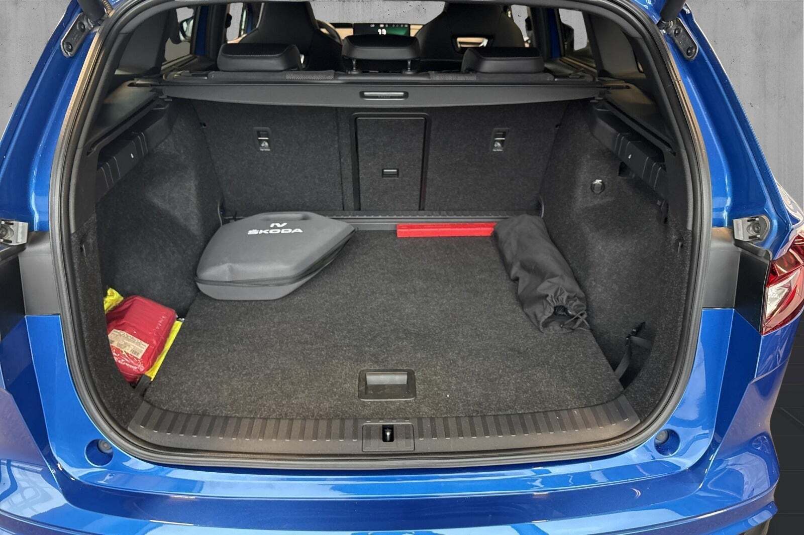 Blå Skoda Enyaq fra 2022