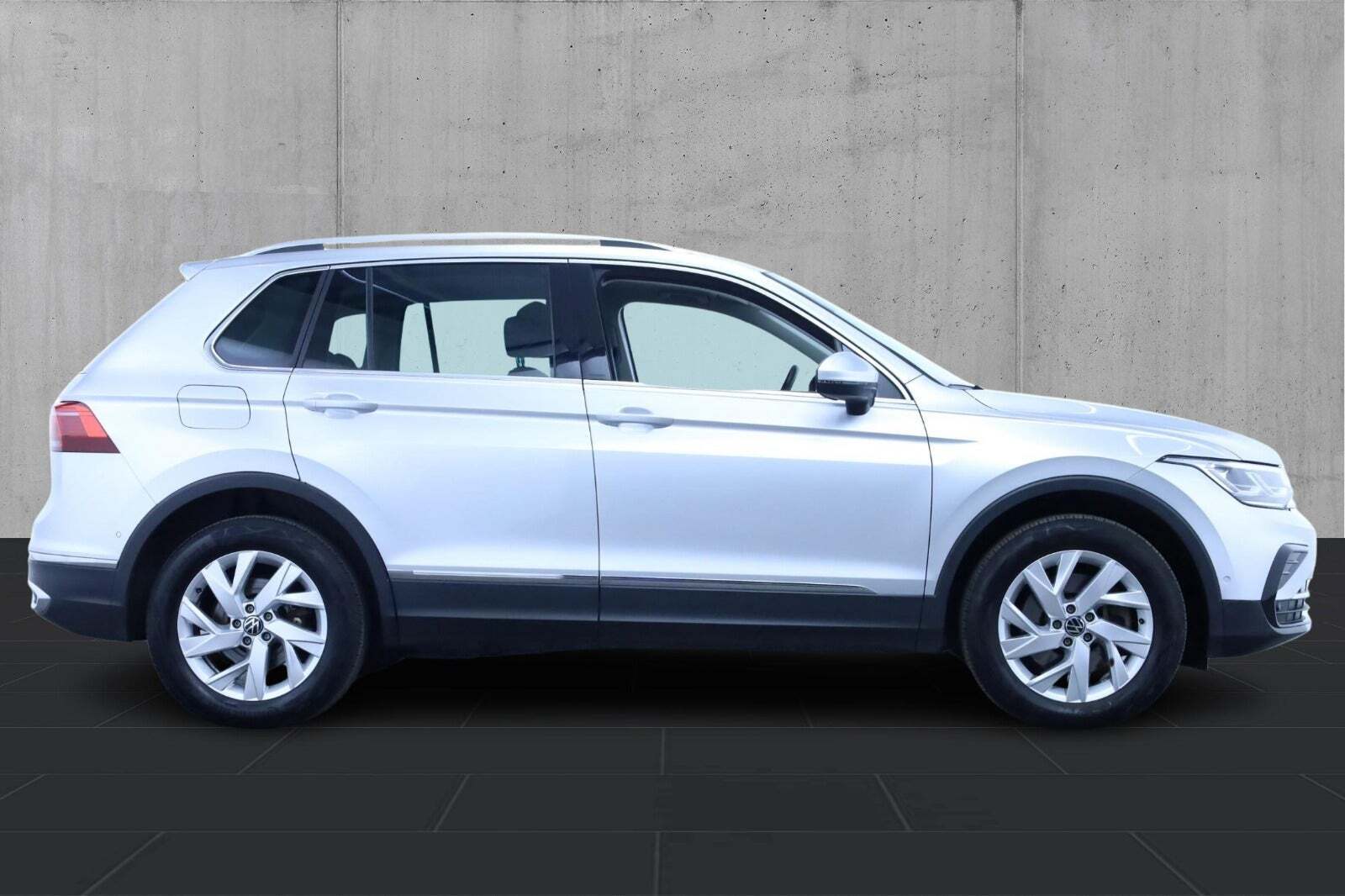 VW Tiguan 1,4 eHybrid Elegance DSG