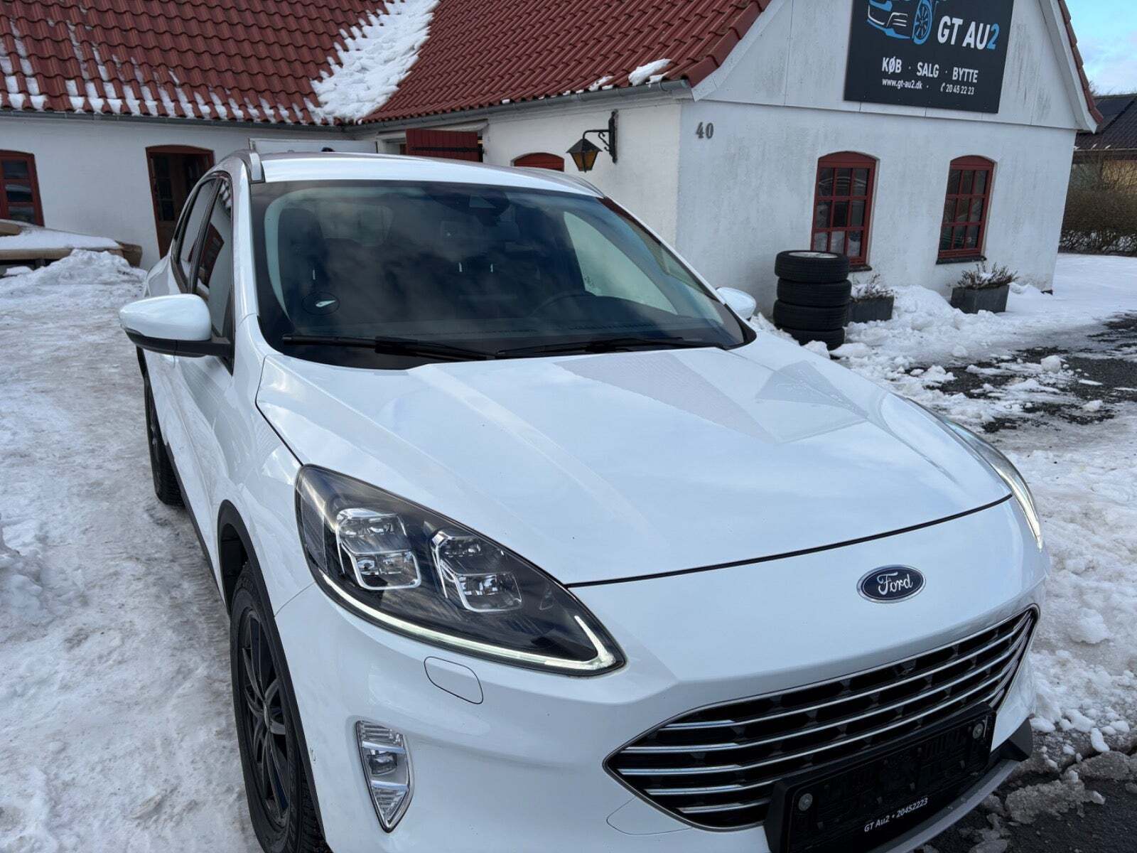 Ford Kuga 2,5 HEV Titanium X CVT