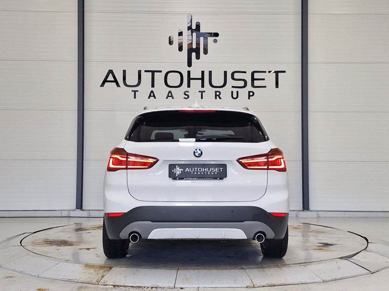 BMW X1 2,0 sDrive20i Sport Line aut.