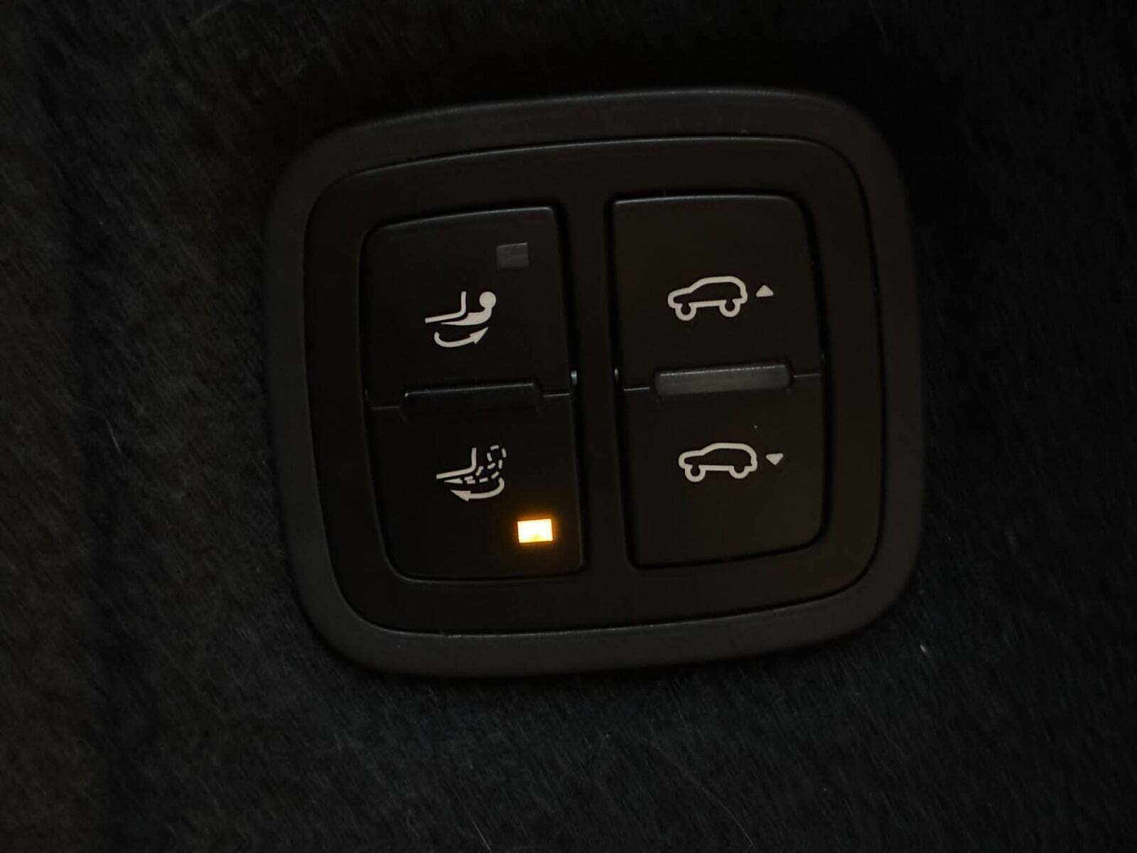 Sort Porsche Cayenne GTS fra 2016