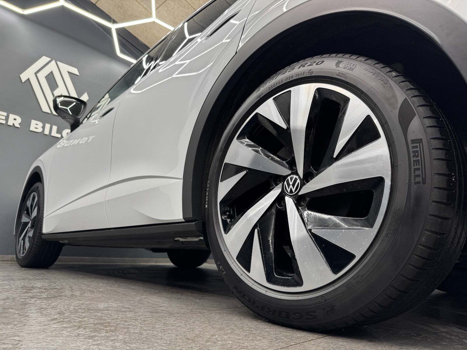 Hvid VW ID.5 fra 2025