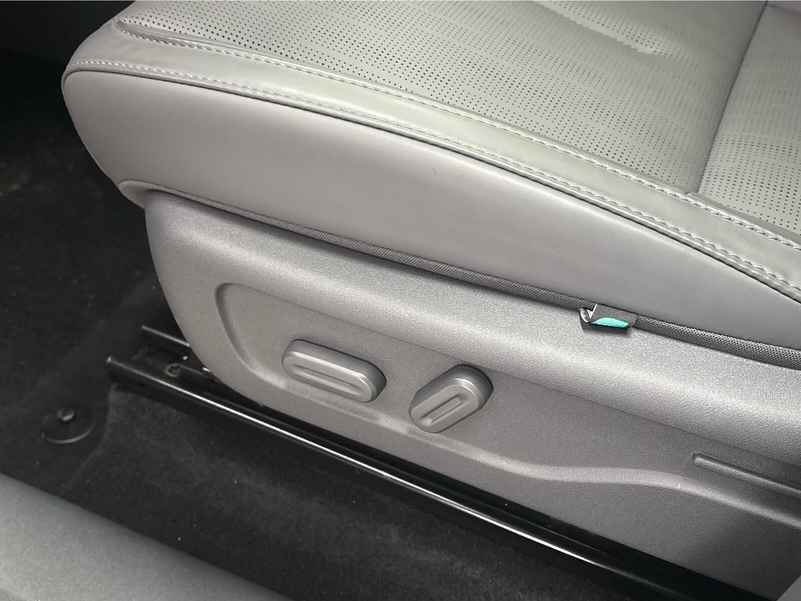 Sort Leapmotor B10 fra 2025