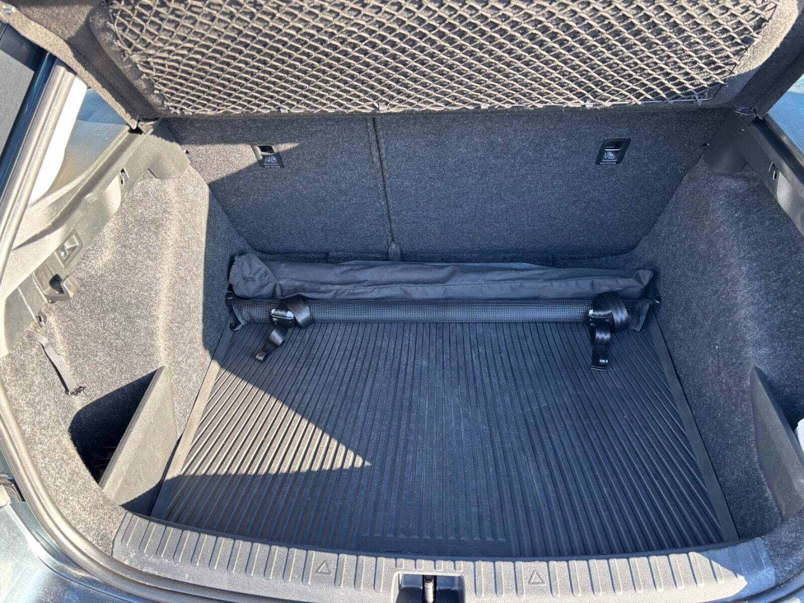 Grå Skoda Scala fra 2022