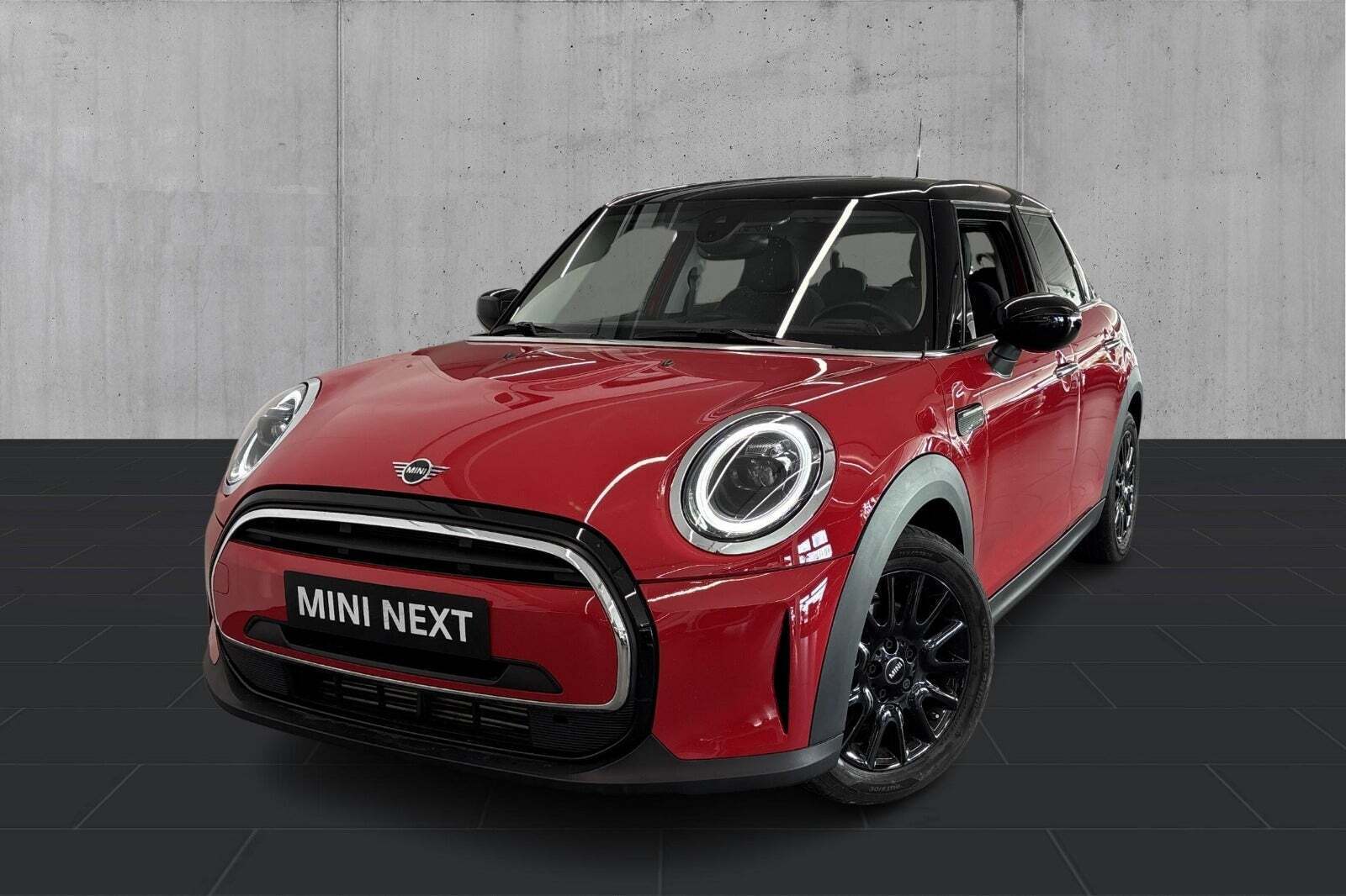 Rød Mini Cooper fra 2022