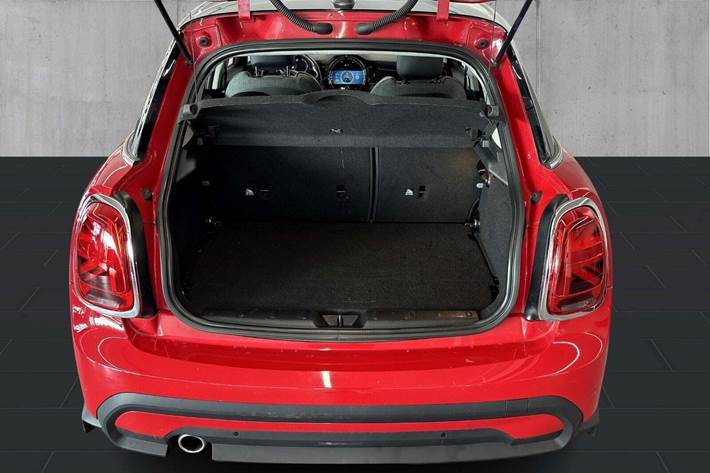 Rød Mini Cooper fra 2022