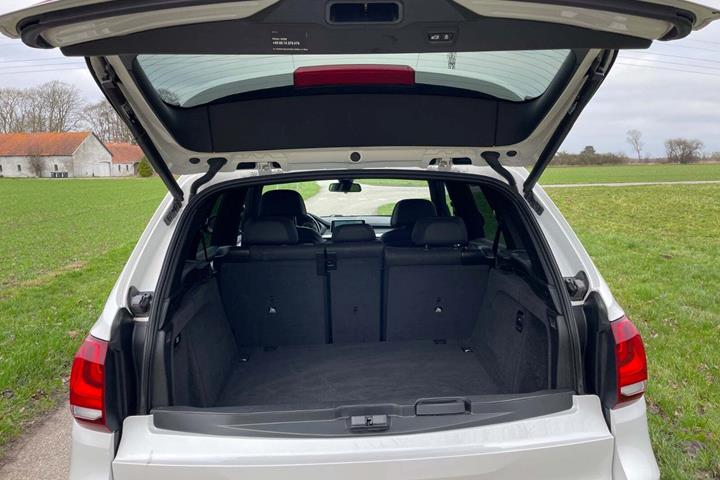 Hvid BMW X5 fra 2016