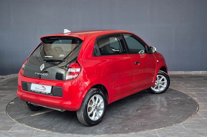 Rød Renault Twingo fra 2016