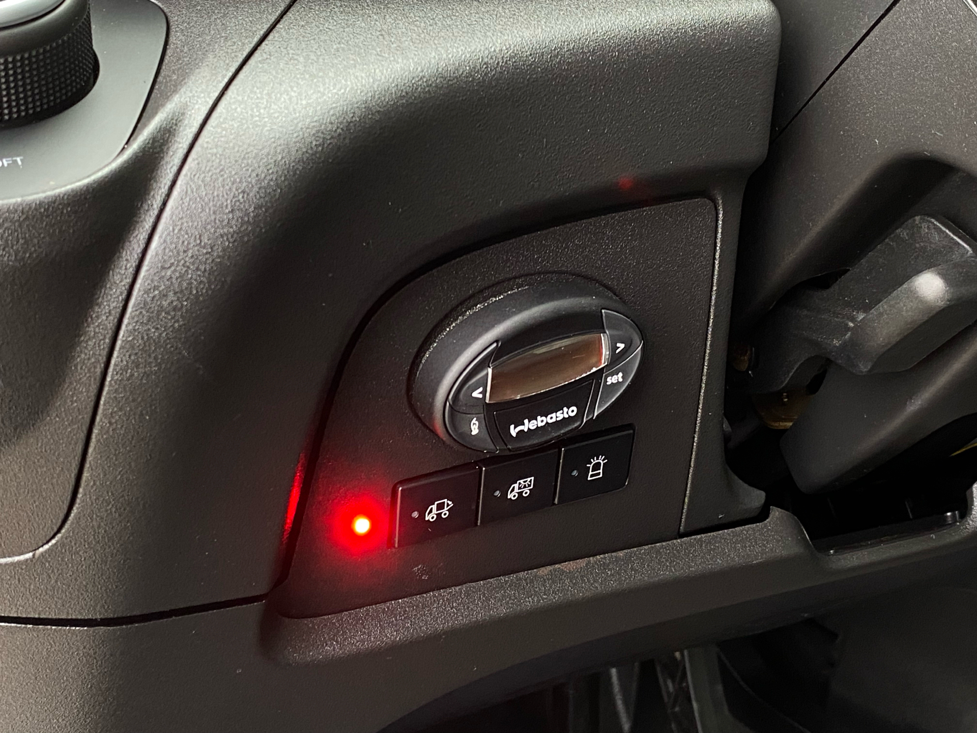 Hvid Iveco Daily fra 2024