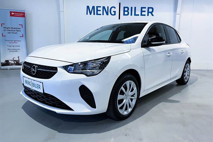 Hvid Opel Corsa-e fra 2021 set udefra