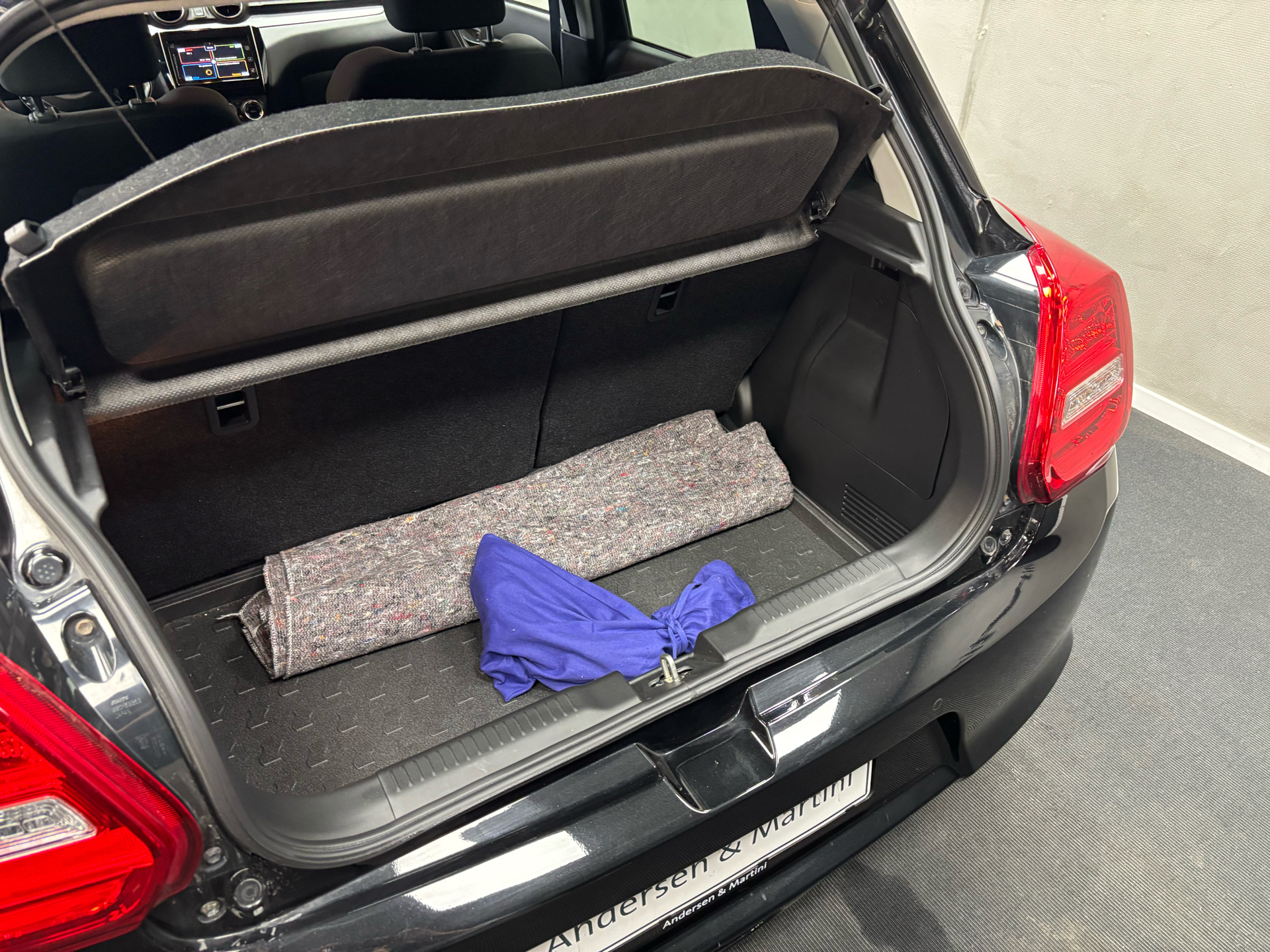 Suzuki Swift 1,2 Dualjet  Mild hybrid Exclusive AEB 83HK 5d