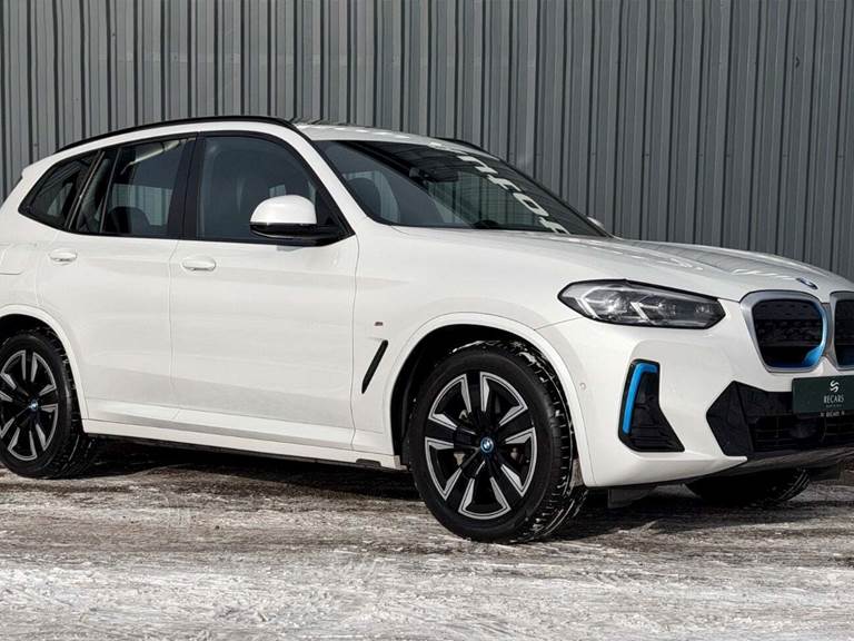 BMW iX3 Charged M-Sport