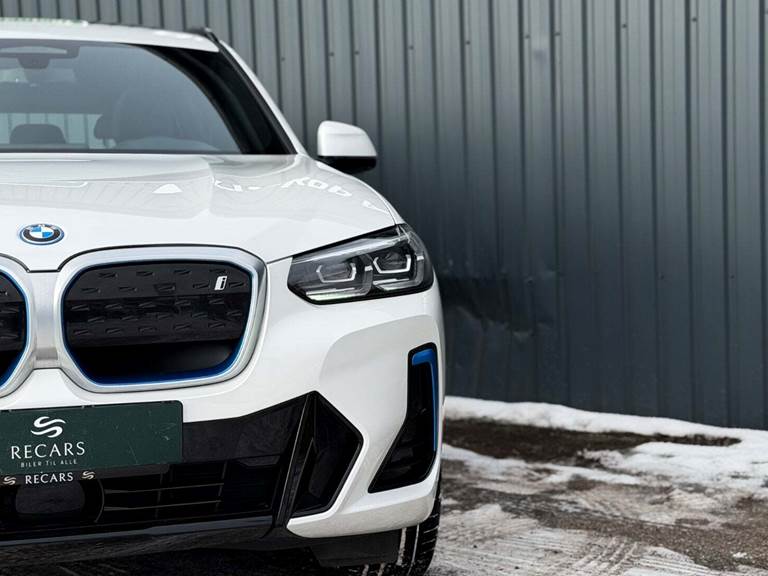 BMW iX3 Charged M-Sport