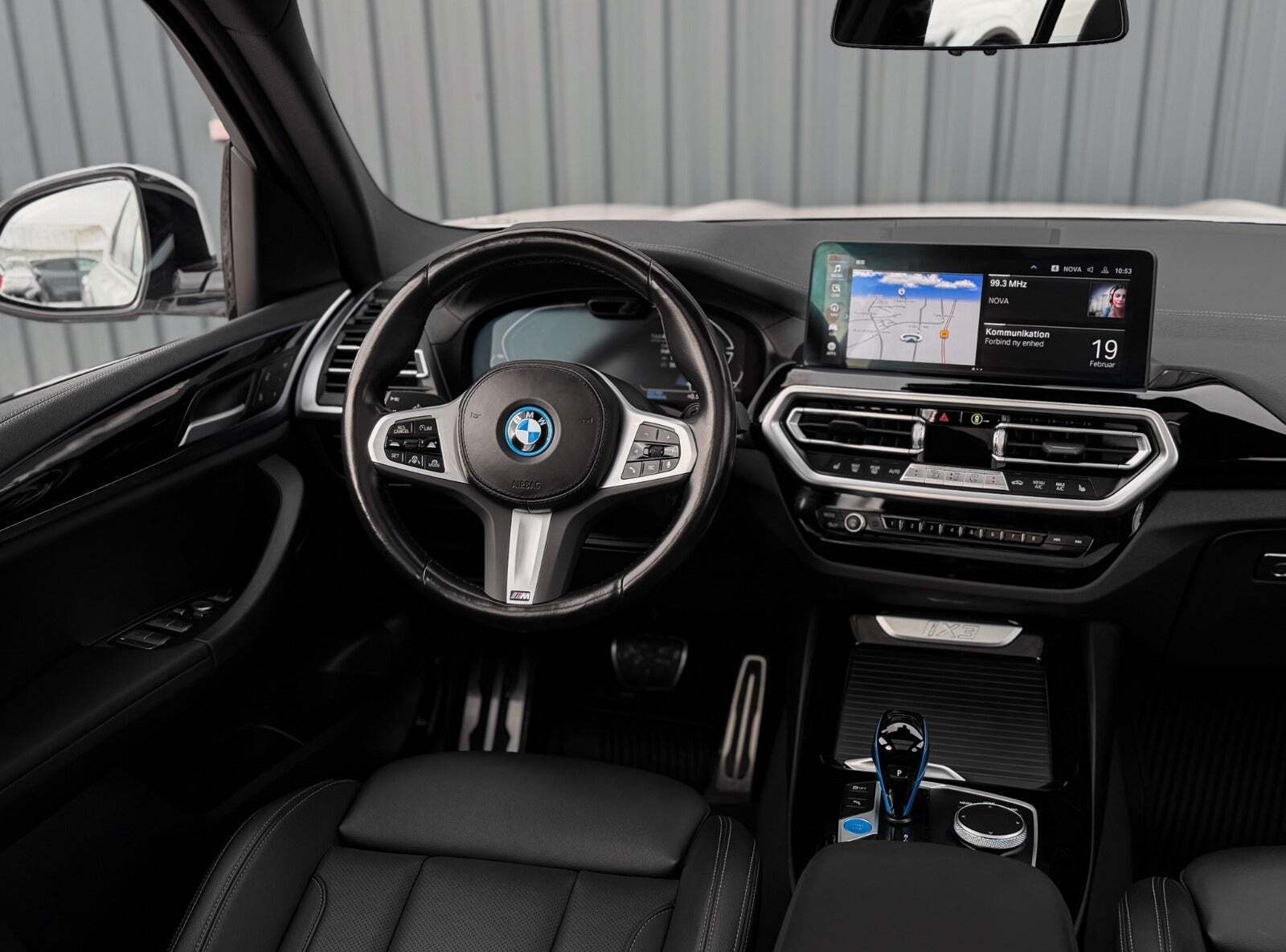 BMW iX3 Charged M-Sport