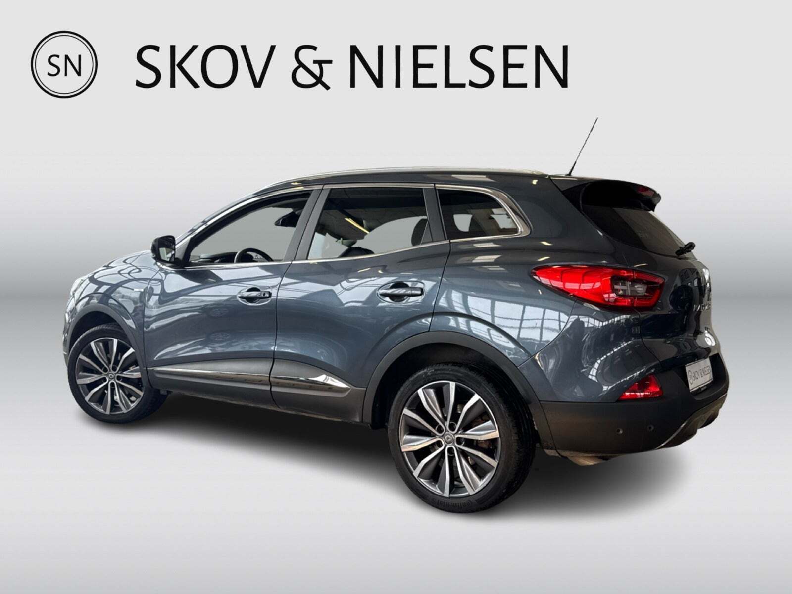 Grå Renault Kadjar fra 2016