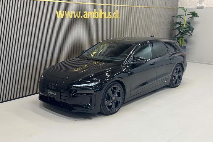 Sort Audi A6 e-tron fra 2025 set udefra
