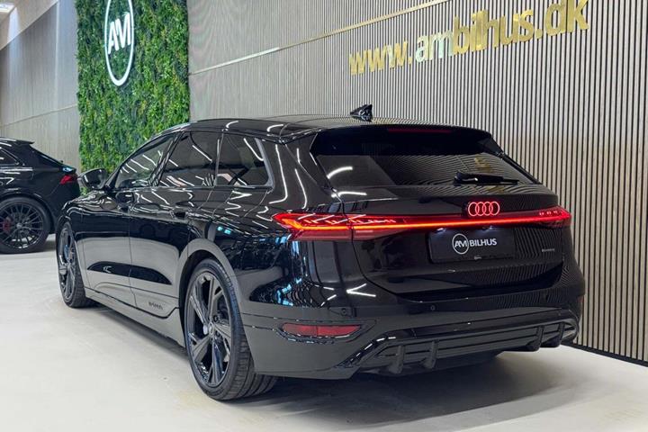 Sort Audi A6 e-tron fra 2025