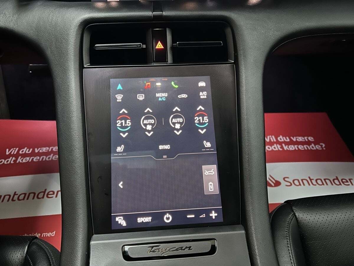 Grå Porsche Taycan fra 2021