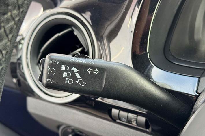 Blå VW UP! fra 2014