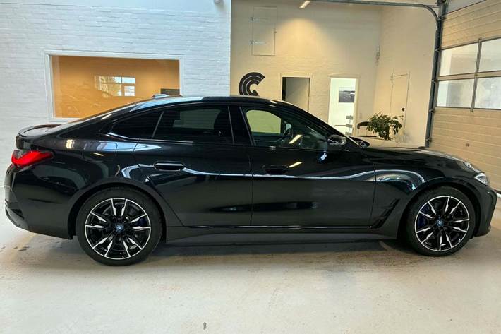Sort BMW i4 fra 2022