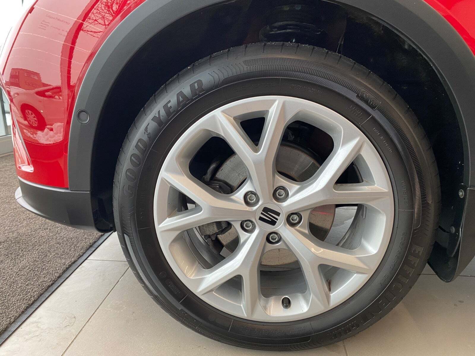 Rød Seat Arona fra 2024