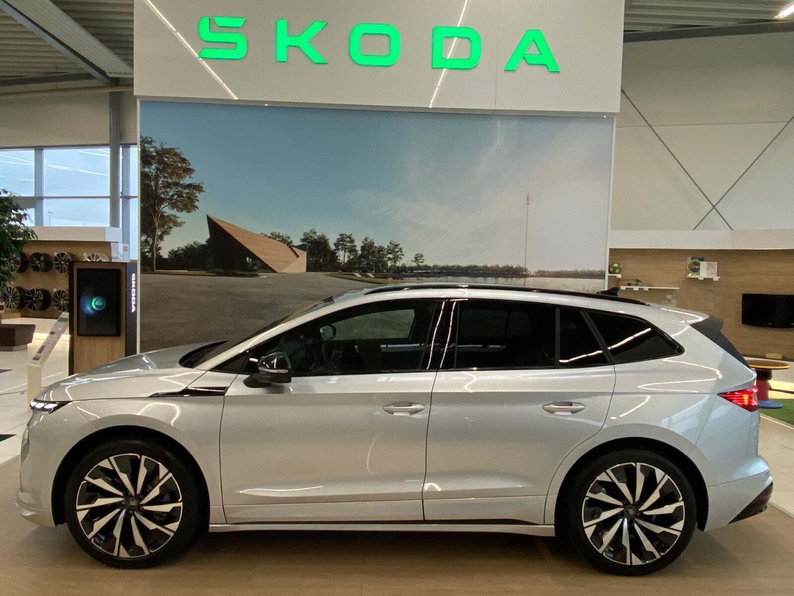 Skoda Enyaq 85 iV Sportline Advanced