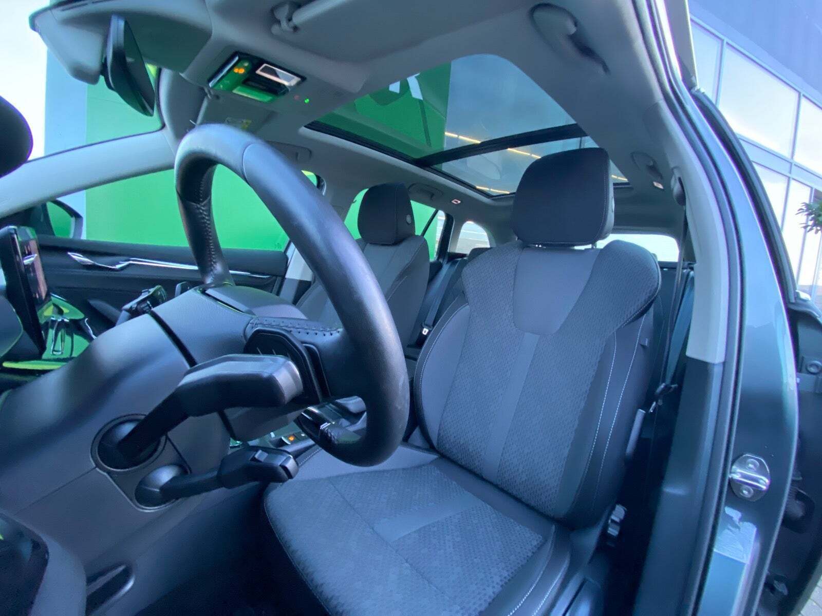 Skoda Octavia 1,4 TSi iV Plus Combi DSG