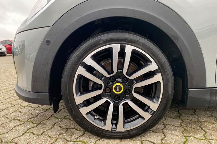 Grå Mini Cooper SE fra 2022