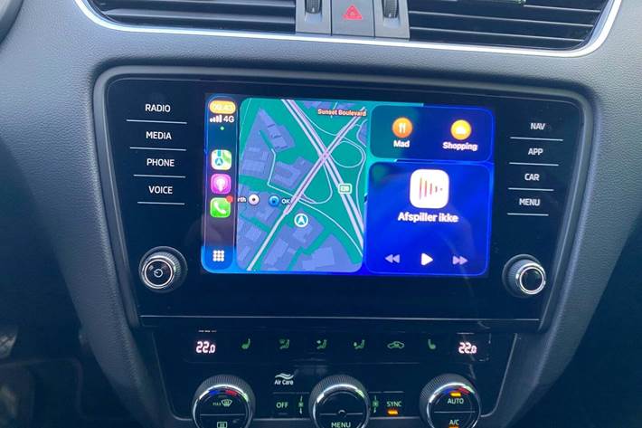 Grå Skoda Octavia fra 2018