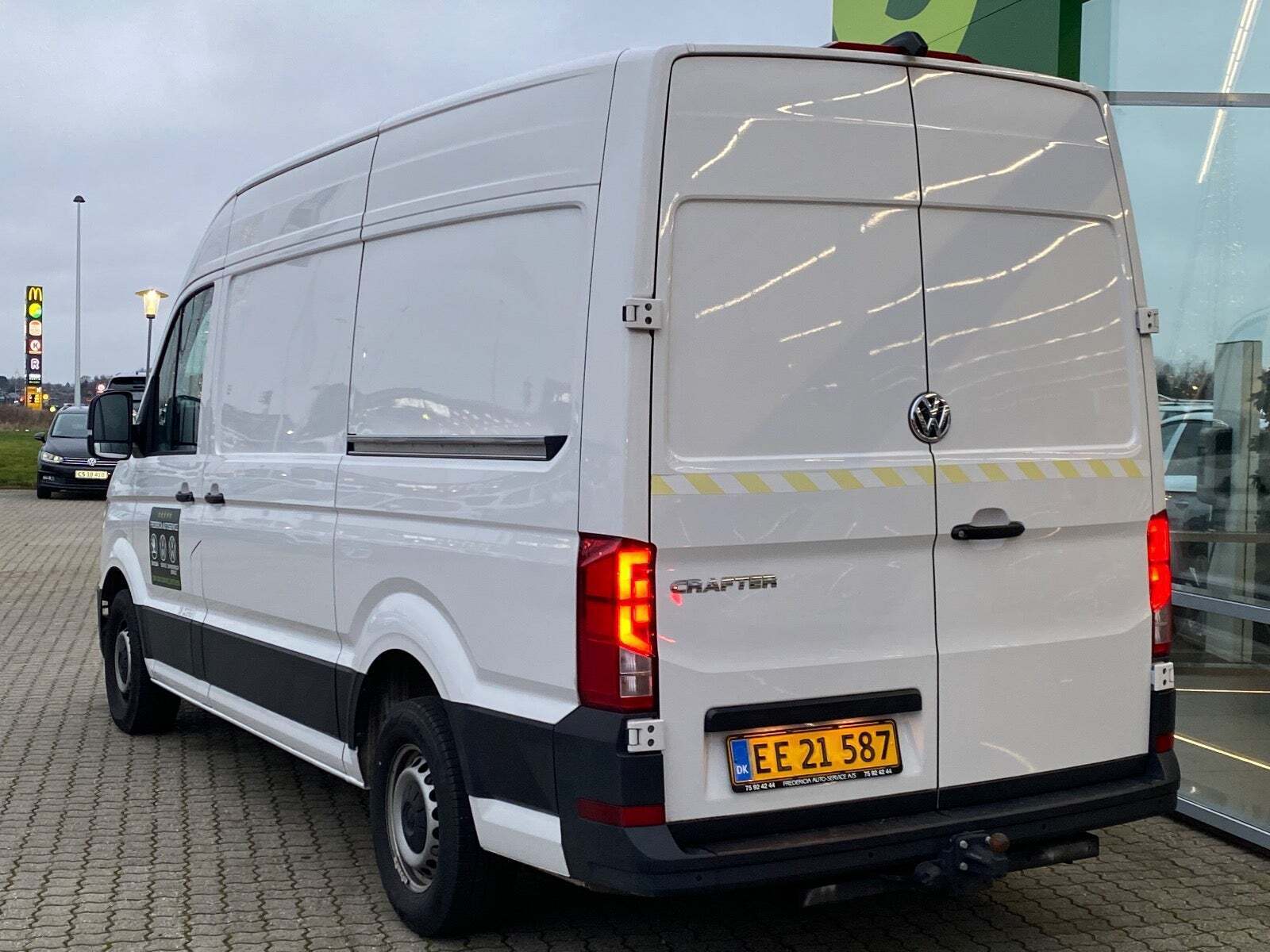 Hvid VW Crafter 35 fra 2024