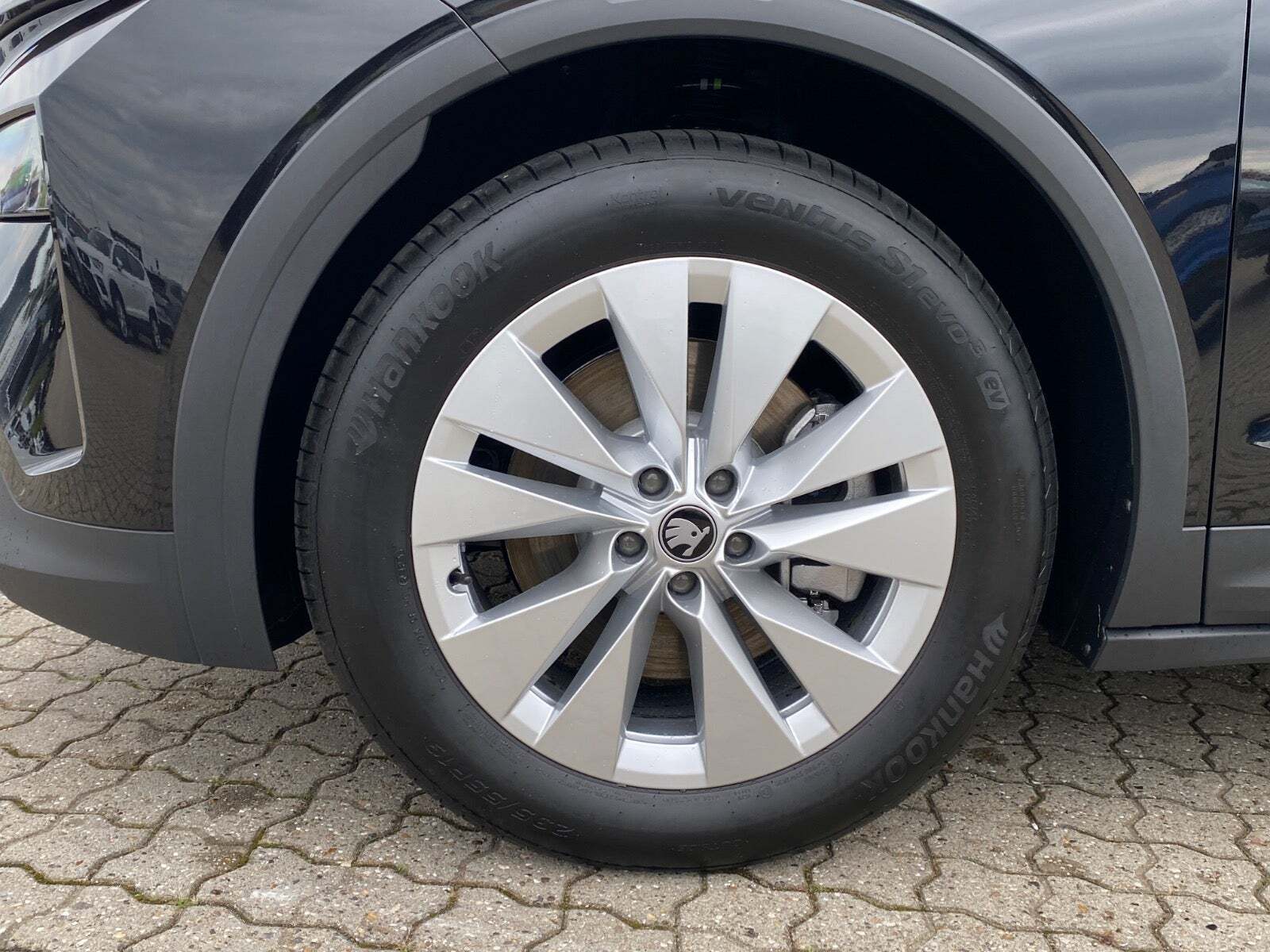 Sort Skoda Elroq fra 2026