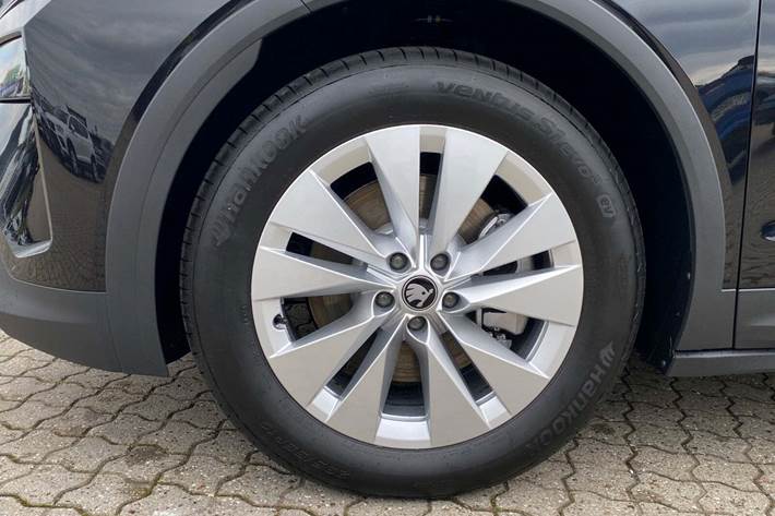 Sort Skoda Elroq fra 2026