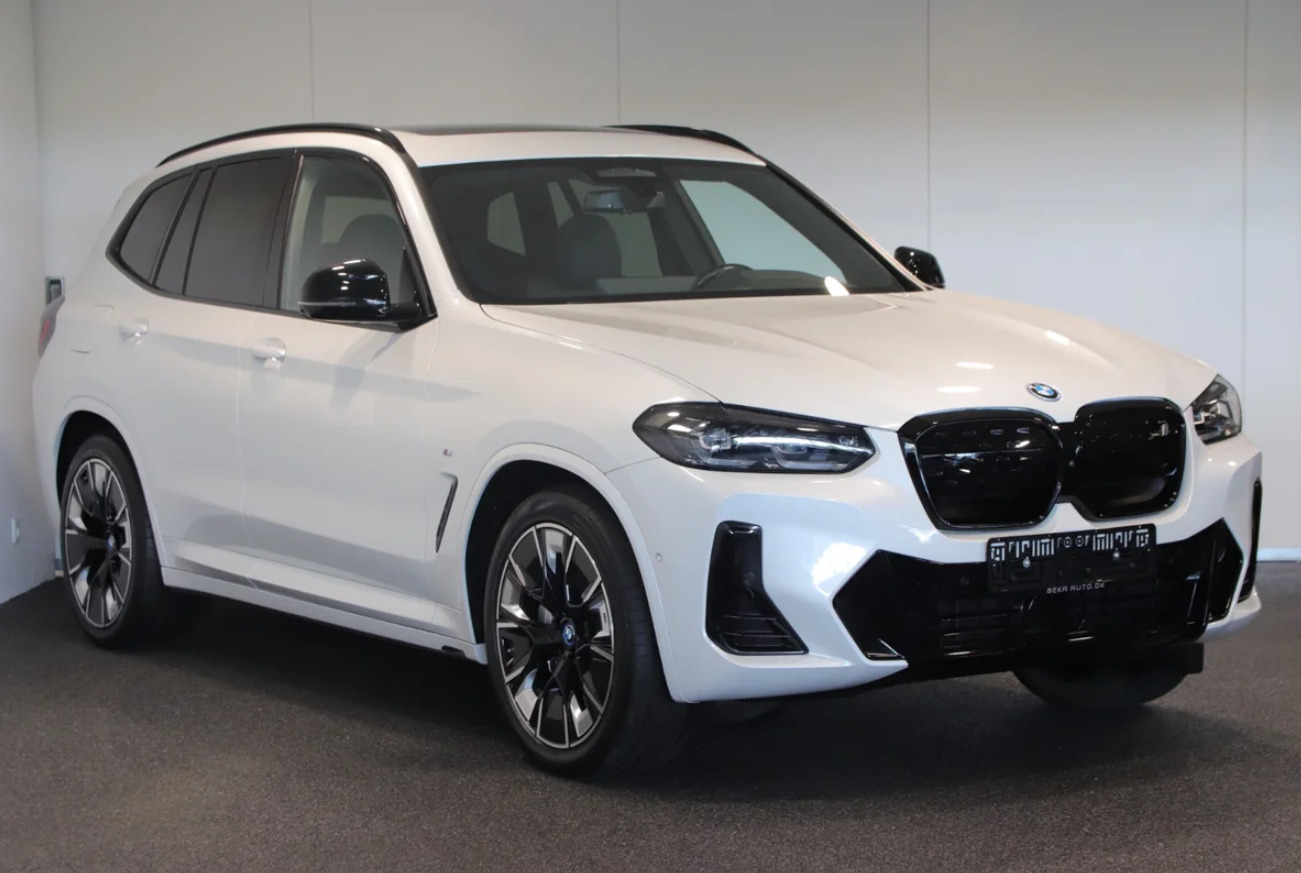 Hvid BMW iX3 fra 2023