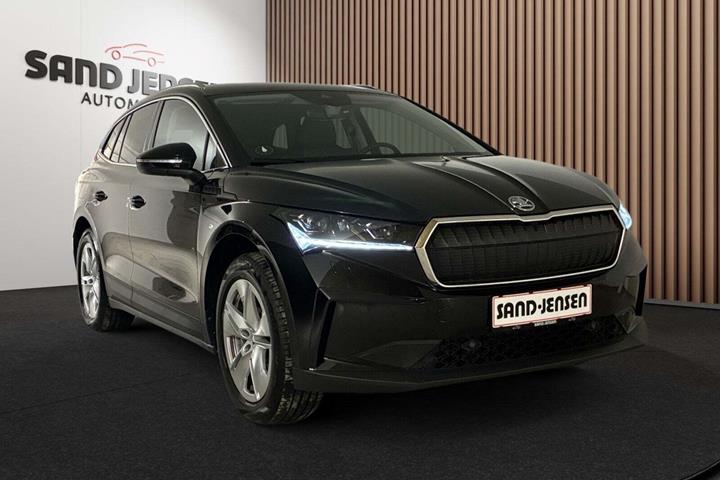 Sort Skoda Enyaq fra 2025