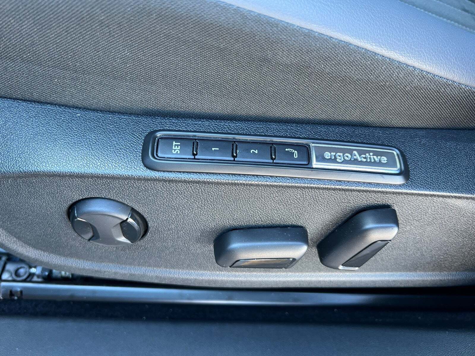 Blå VW ID.4 fra 2023