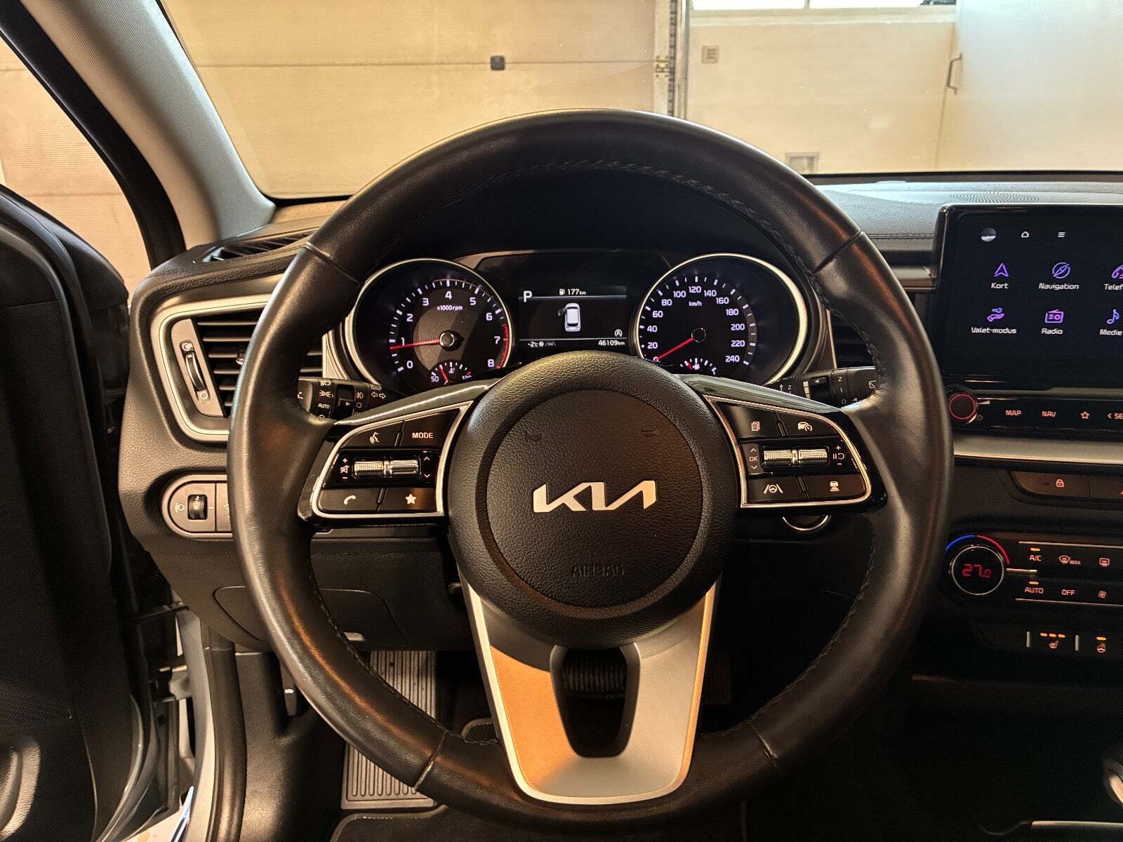 Sølv Kia Ceed fra 2023