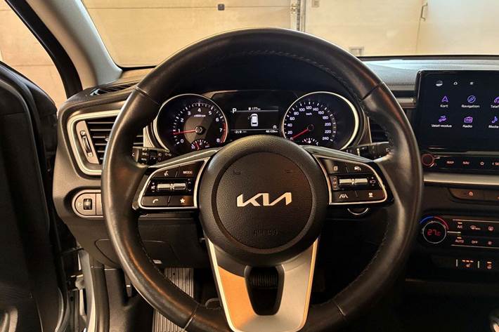 Sølv Kia Ceed fra 2023