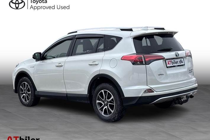 Hvid Toyota RAV4 fra 2016
