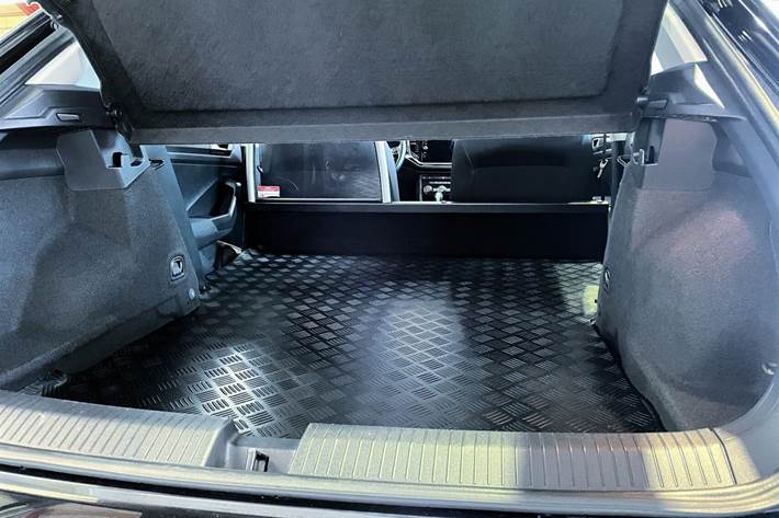 Sort VW T-Roc fra 2019