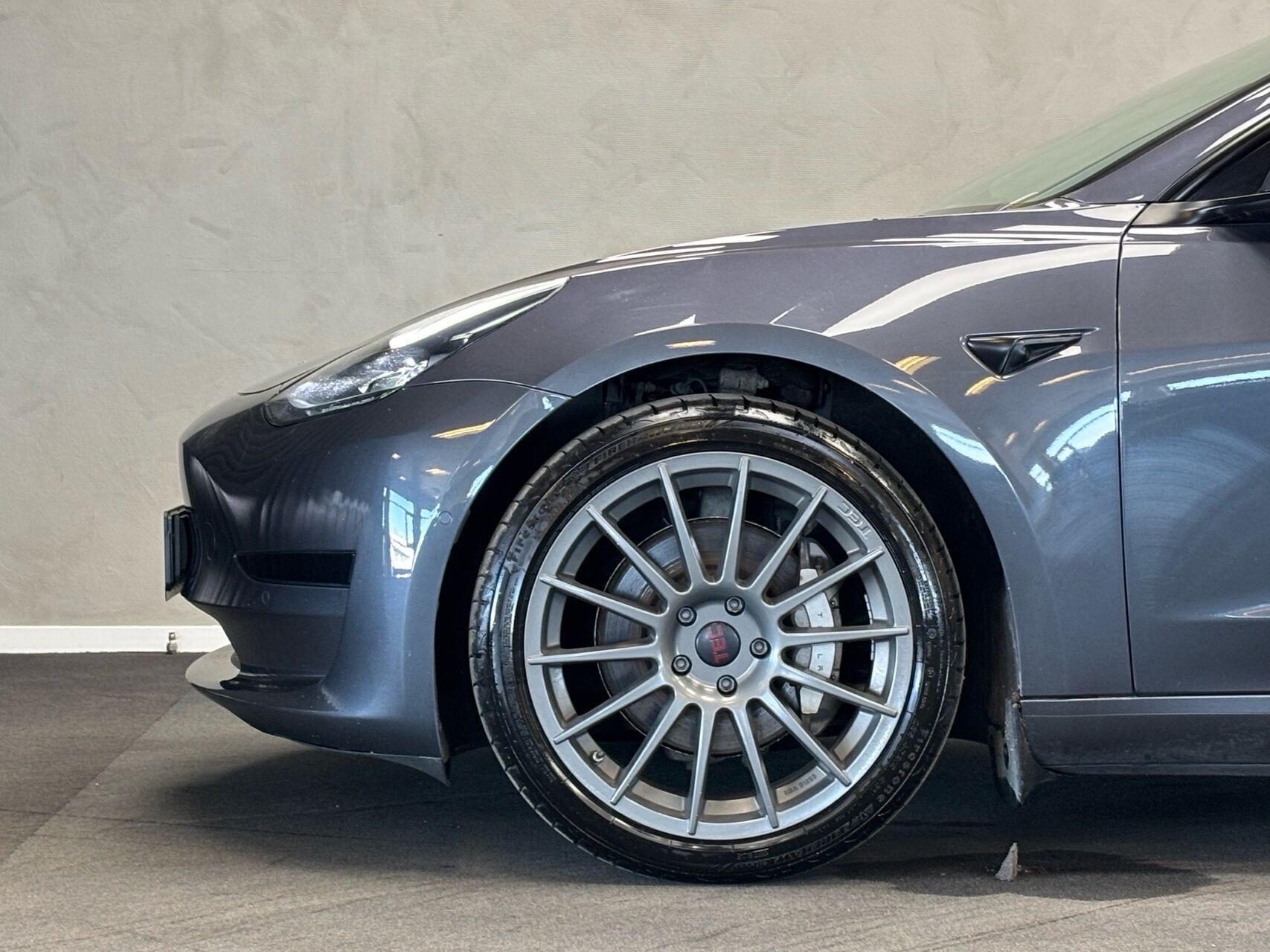 Tesla Model 3 EL Standard Range Plus 258HK Aut.