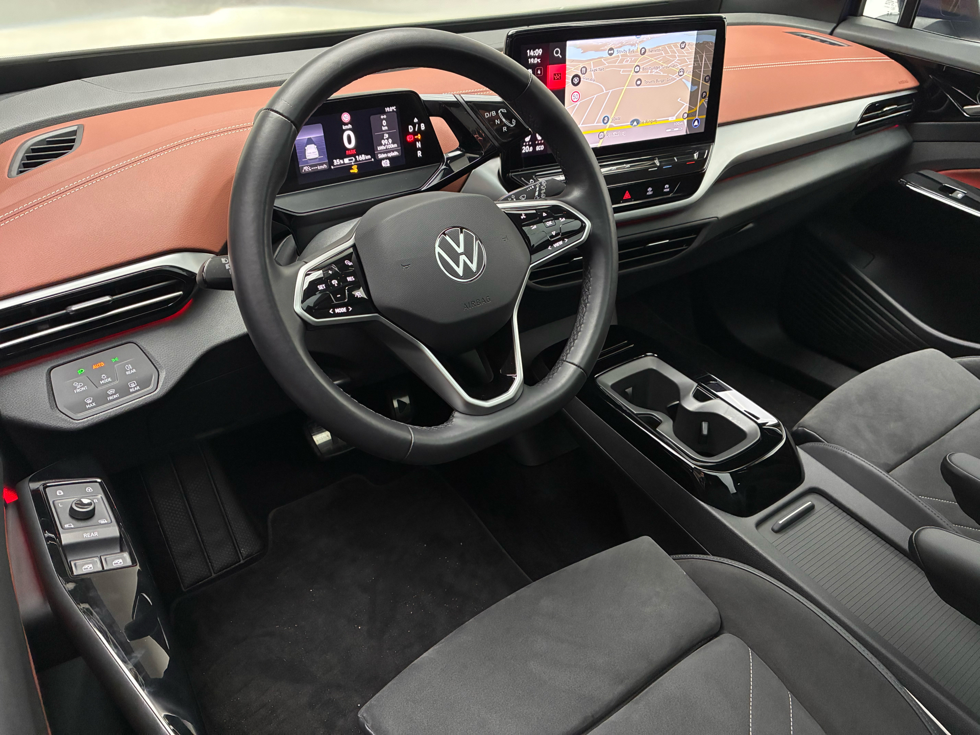 Blå VW ID.4 fra 2023