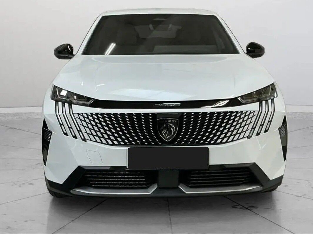 Peugeot e-3008 EL Allure 210HK 5d Aut.